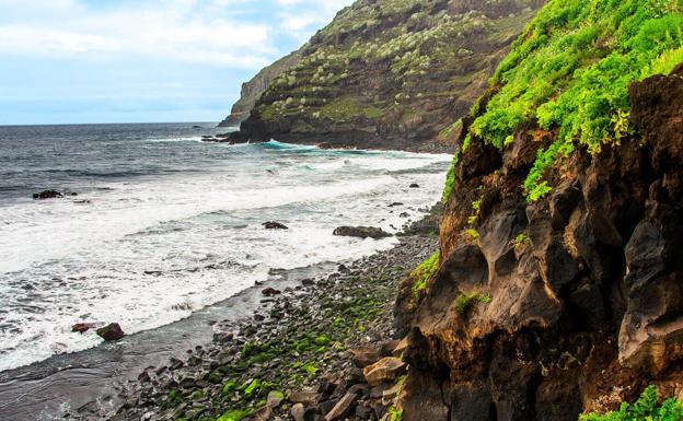 Fallece un joven por ahogamiento en una playa en Tenerife
