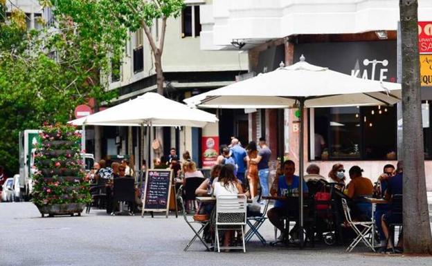 Canarias, una las cinco comunidades con bar en todos sus municipios
