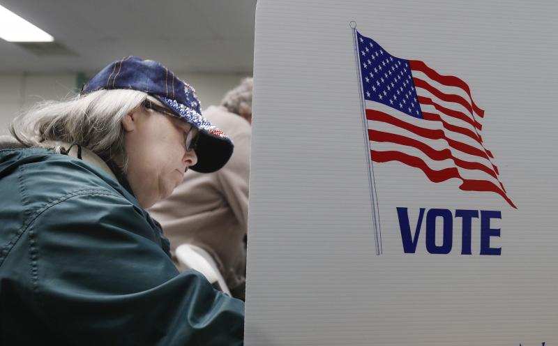 Estados Unidos vota ya sobre el futuro de su democracia