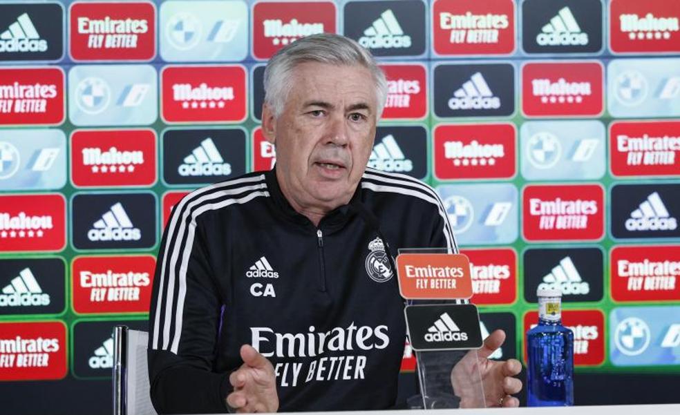Ancelotti: «Es una tontería decir que Benzema se ha borrado»