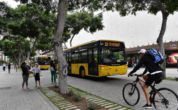 El uso de la vía pública en la capital grancanaria prioriza a las personas con movilidad reducida