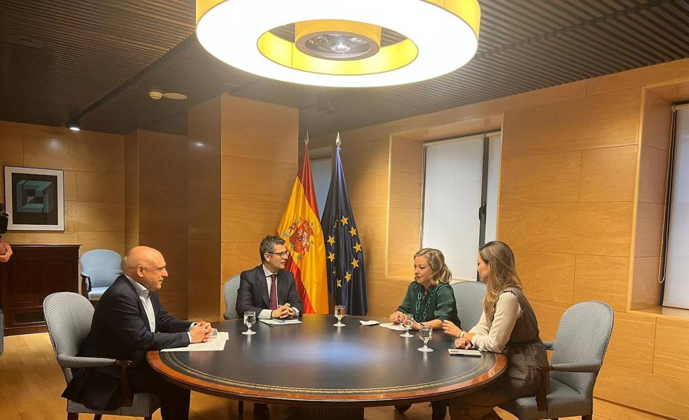CC cierra un acuerdo con el Gobierno para mejorar la ficha de Canarias en los Presupuestos de 2023