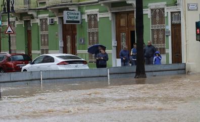 Lluvias torrenciales de récord desatan el caos en el área metropolitana de Valencia