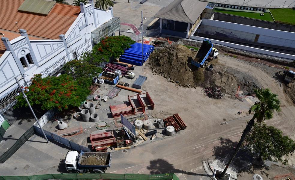 El paso soterrado de Santa Catalina frena la MetroGuagua