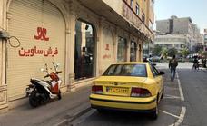 Atacantes en moto matan a tiros al menos a cinco personas en Irán