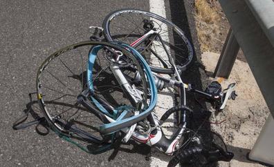 Un ciclista herido grave tras sufrir un atropello en Lanzarote
