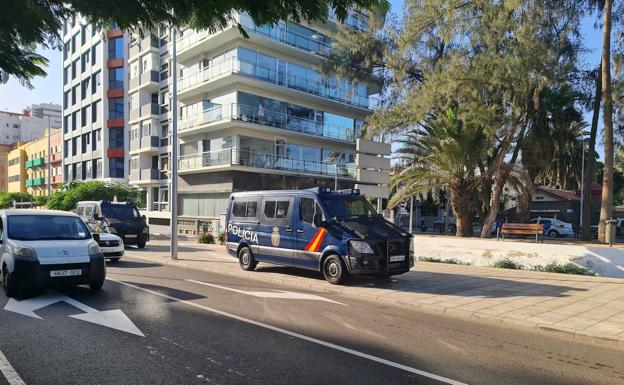 Vecinos de la Supercomisaría denuncian el «uso privado» de espacio público