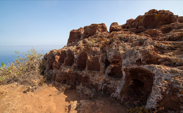 El consistorio de Guía señaliza la ruta del Tagoror del Gallego desde el Cenobio
