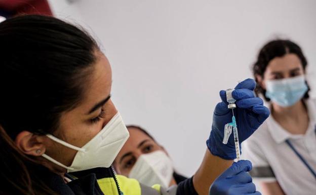 Los niveles de covid en Canarias se mantienen bajos