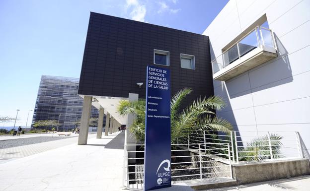 Ciencias de la Salud contradice al rector y no ofertará más plazas en Medicina y Enfermería