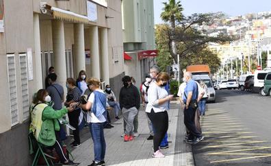 Los médicos de familia de Canarias dicen estar al límite y estudian emprender movilizaciones