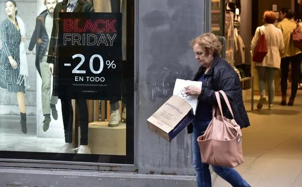 Las ventas se animan ligeramente en el arranque del 'Black Friday' más incierto de los últimos años