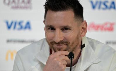 Colas, gritos y aplauso de la prensa: el fenómeno fan llega al Mundial con Messi
