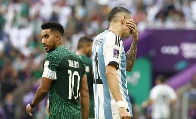 «Un golpe Mundial». Así califica la prensa argentina la derrota de la Albiceleste en su debut en Qatar