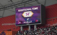 El fútbol salta de los 90 a los 100 minutos: ¿por qué duran tanto los partidos en Qatar 2022?