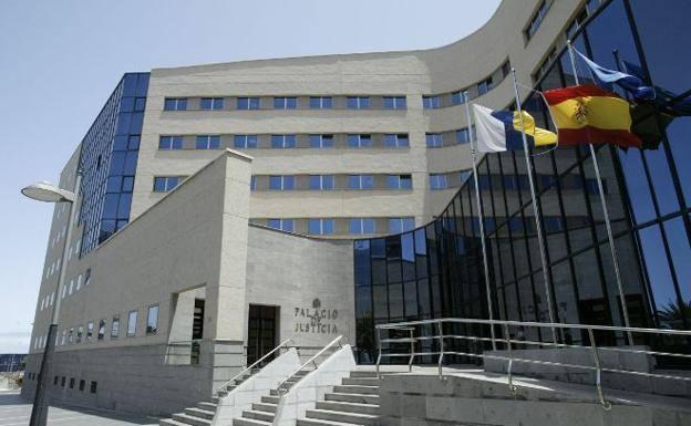 La mujer asesinada por su pareja en Tenerife padeció «gran sufrimiento» al ser quemada viva