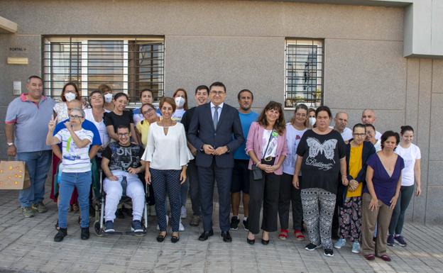 Mogán estrena piso tutelado para trabajar la autonomía de personas con discapacidad intelectual