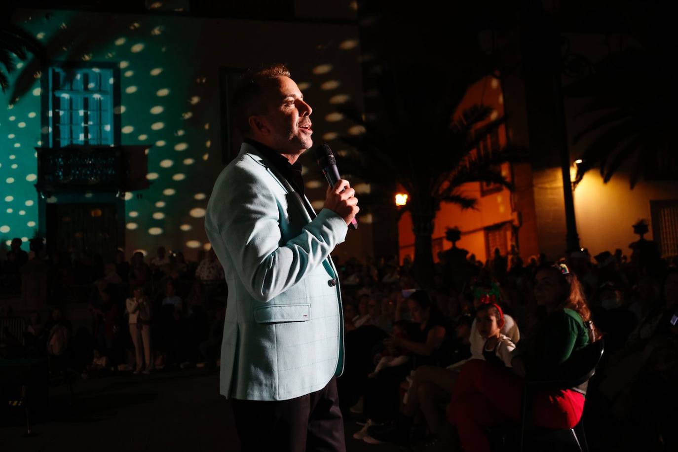 La Navidad llega a la capital grancanaria con el encendido de luces