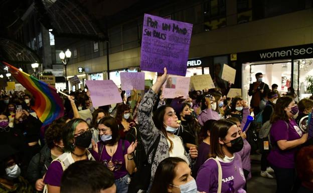 Un 15% de chicos españoles niega la violencia de género