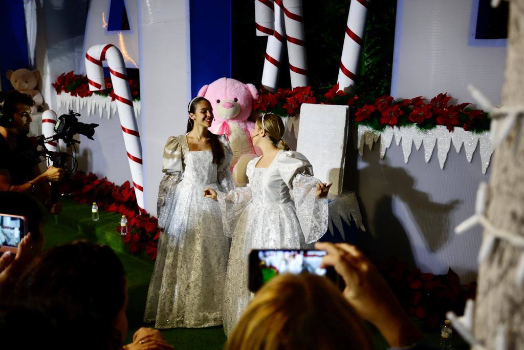 Gáldar enciende sus luces con una gran cabalgata y un belén