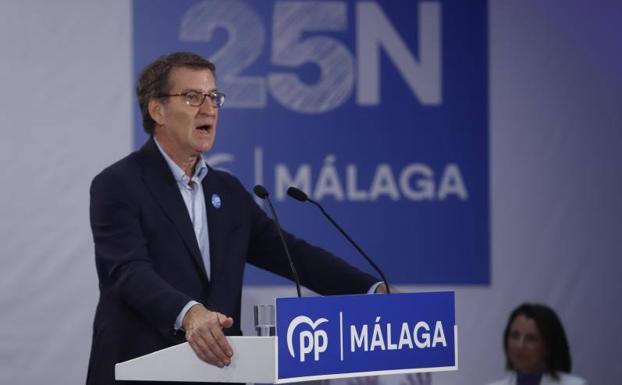 El presidente del PP, Alberto Núñez Feijóo, en un acto en Málaga por el 25N.