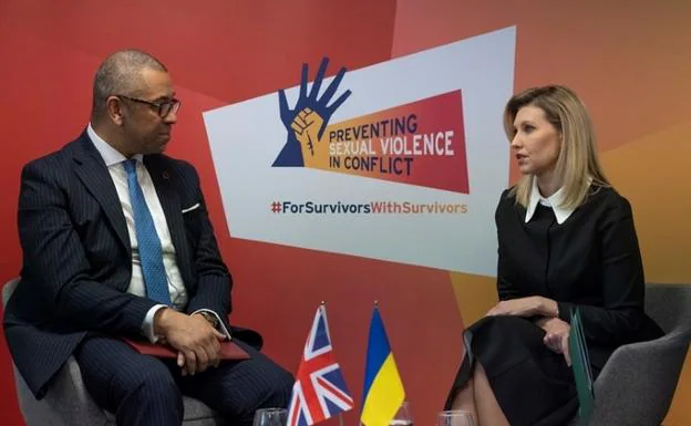 Medio centenar de víctimas centran la nueva cumbre británica de violencia sexual en la guerra