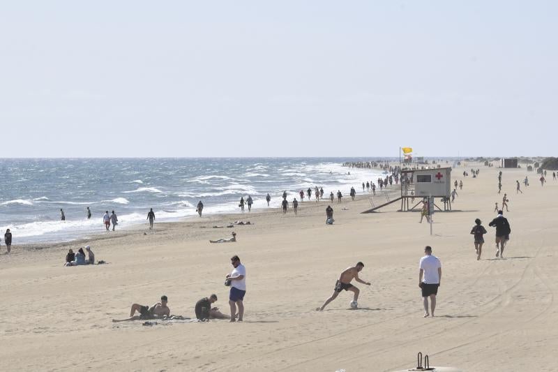 Un sexagenario, grave tras ser rescatado del mar en el sur de Gran Canaria