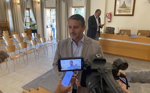 Vega: «Esta ruptura es una estrategia de Marco Aurelio para extender su marca»