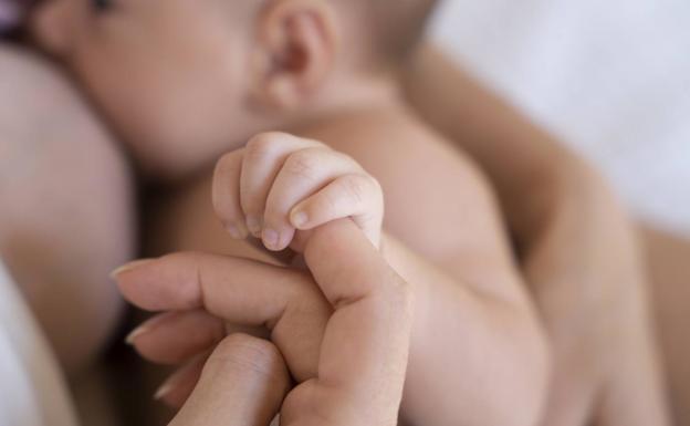 La lactancia materna disminuye la incidencia de enfermedades respiratorias en recién nacidos