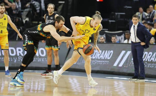 Lanzadera de moral, argumentos y señas de identidad