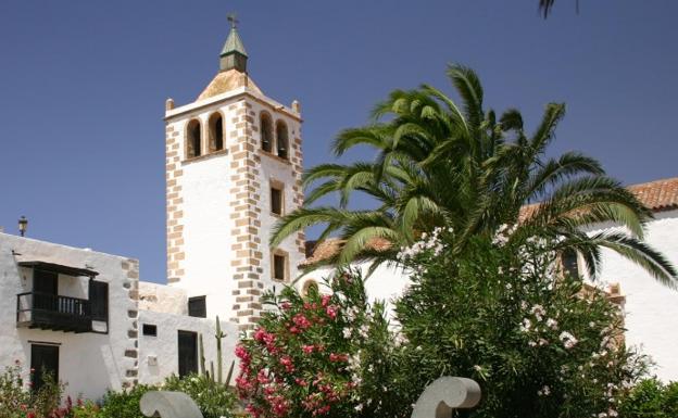 Betancuria ayuda a rehabilitar viviendas