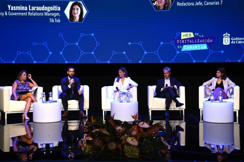 Mesa redonda «Geopolítica de la desinformación»