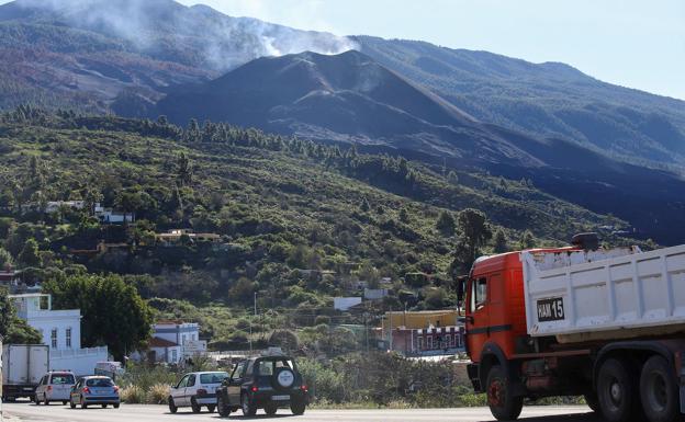 El «desesperado llamamiento» de los afectados por el volcán