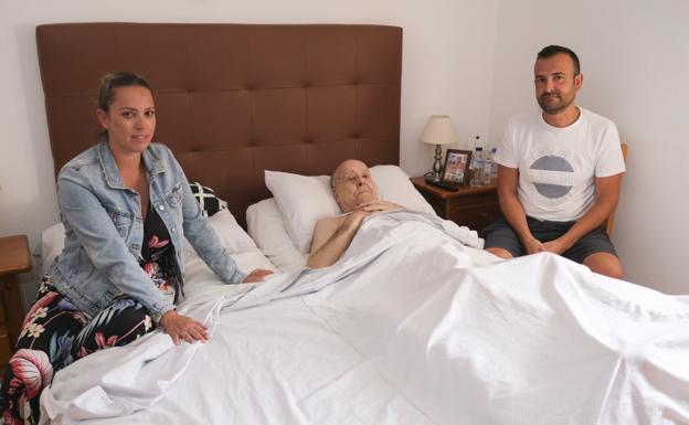 «Él se merece que se sepa que al final no tuvo ayuda»