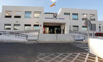 Dos niñas evitan que su padre mate a su madre a puñaladas en Málaga