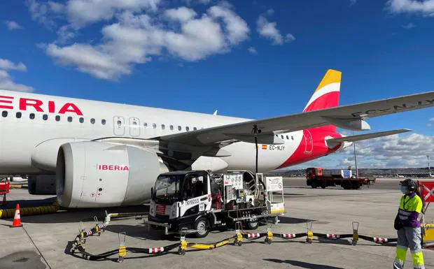 Iberia elabora una nueva propuesta que ofrecer a Bruselas para allanar la compra de Air Europa