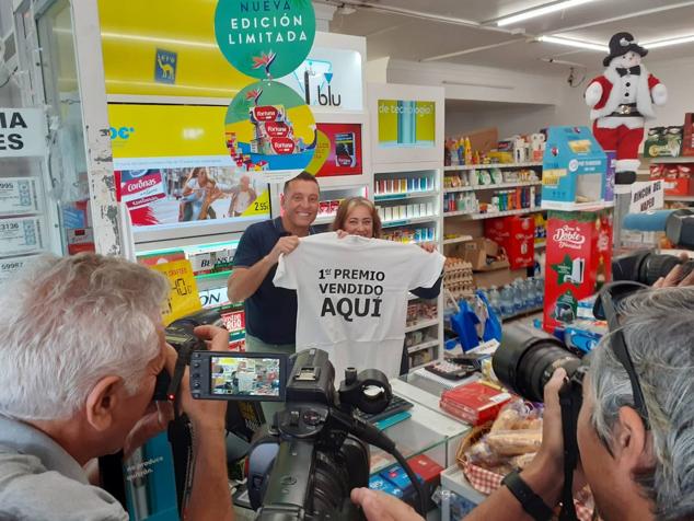 Canarias celebra los más de 8 millones que deja la Lotería de Navidad