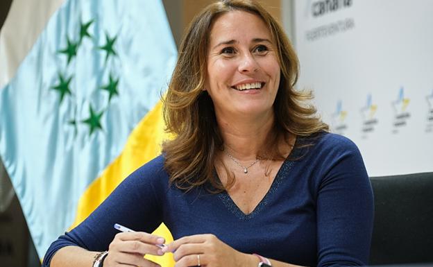 Lola García: «Es el momento de sentarnos los tres partidos para llegar a acuerdos»