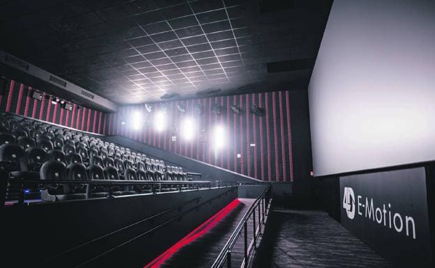 Cine Yelmo abre la primera sala 4D E-Motion de las Islas Canarias en Las Arenas
