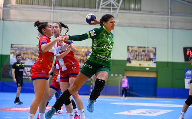 El Rocasa afronta un pulso por el liderato contra el Bera Bera