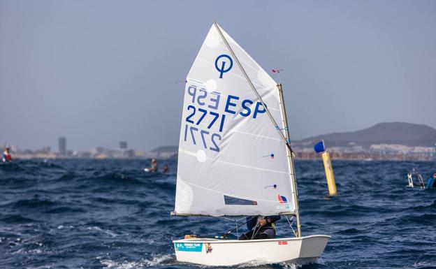 Miguel Méndez lidera un inicio complejo del Trofeo AECIO por la inclemencia meteorológica