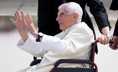 Benedicto XVI sigue estable, a pesar de la gravedad
