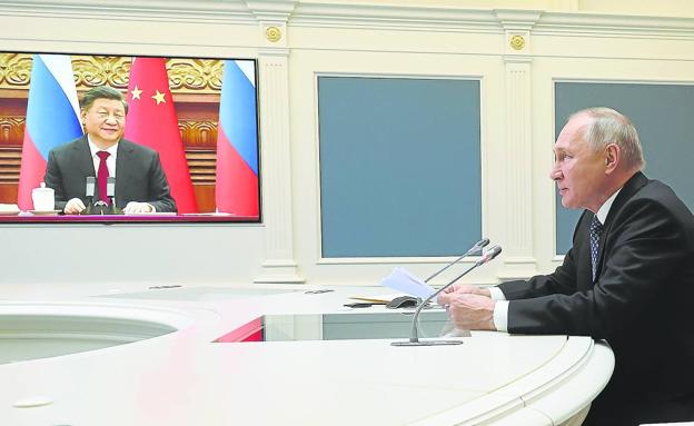 Xi Jinping se ofrece a Putin para mediar por la paz en Ucrania