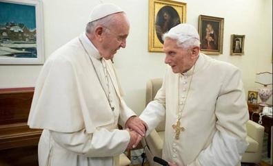 El papa Francisco presidirá el funeral de Benedicto XVI