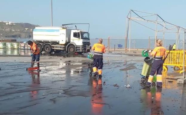 La ciudad vive una Nochevieja sin incidencias relevantes y con 900 kilos de residuos recogidos