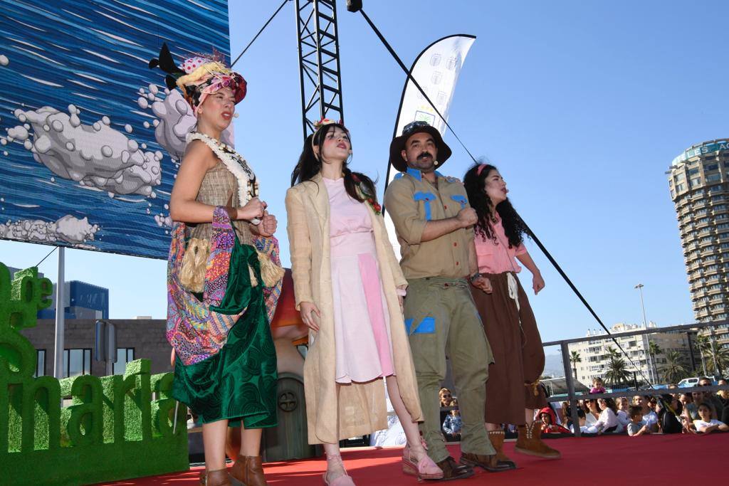 Ilusión y nerviosismo en la llegada de los Reyes Magos a Las Palmas de Gran Canaria