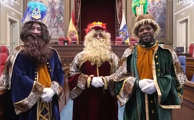 El Parlamento canario recibe a los Reyes Magos