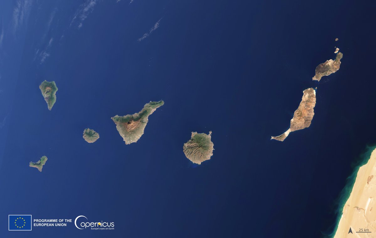 Canarias desde el espacio, en un día sin nubes ni calima