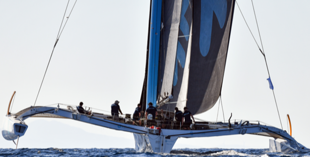 La ROCR Trasatlantic vuela majestuosa