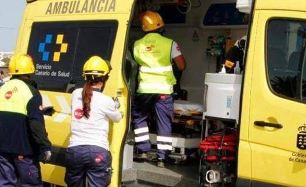 Fallece un motorista tras chocar contra la valla de una carretera en Arico